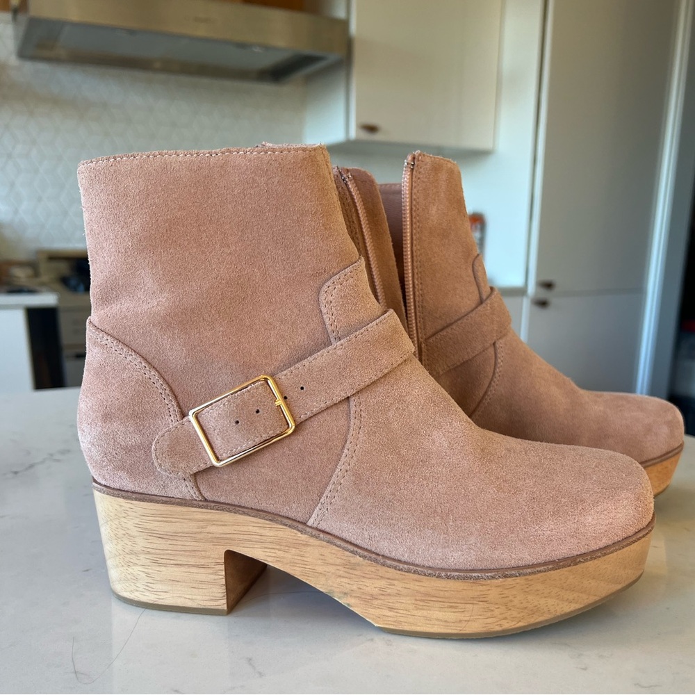 Charlotte Stone light pink clog booties Paloma style size 7